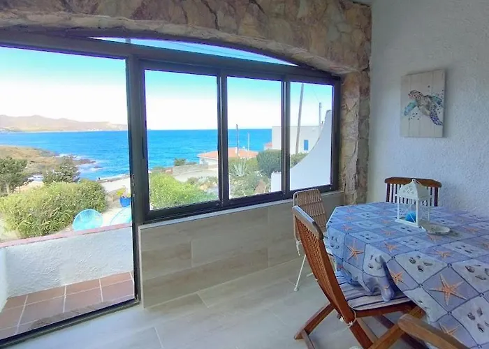 Casa Platja D'en Robert * El Port De La Selva
